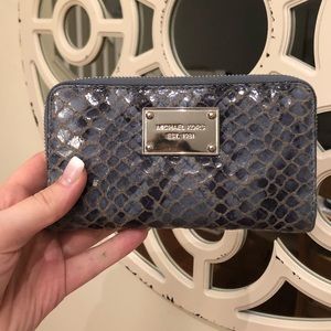 Michael Kors Mini Wallet